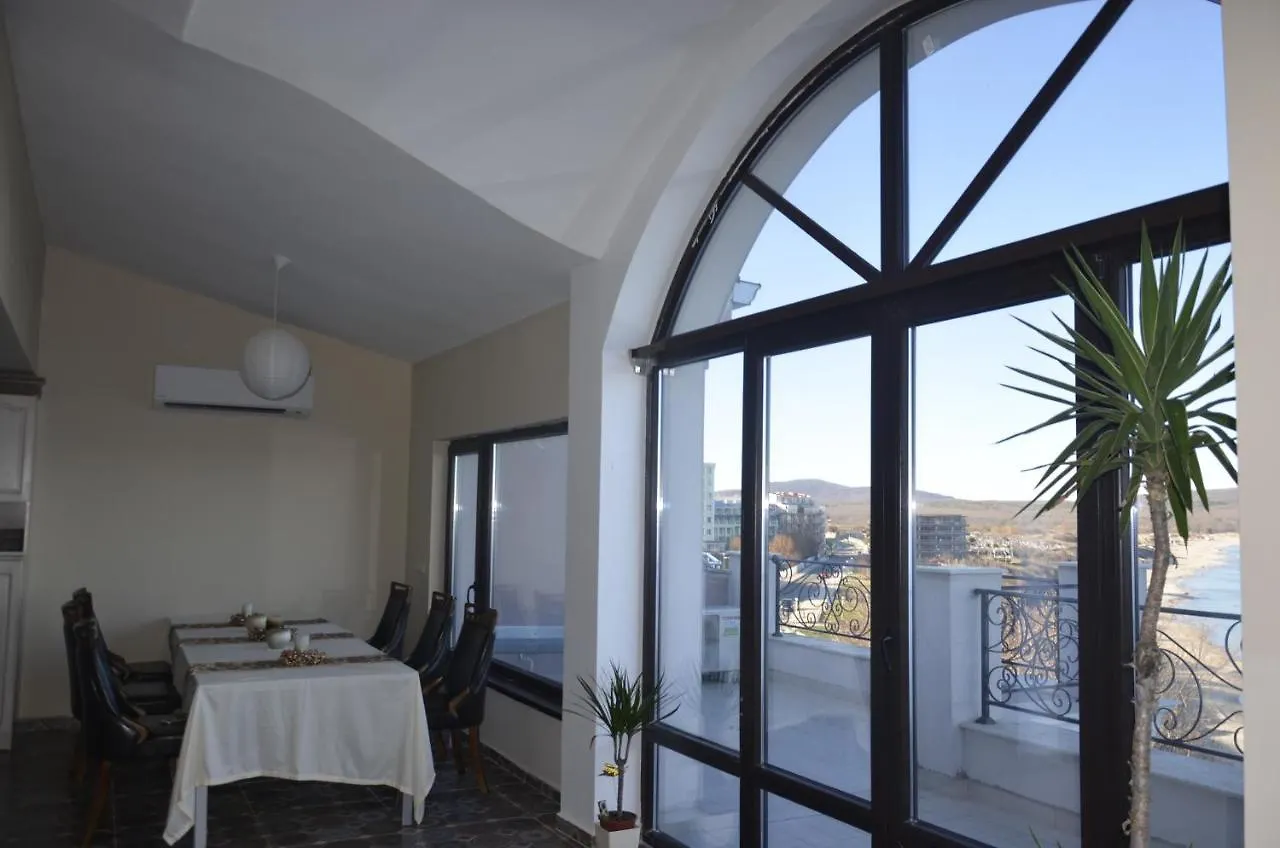 פרימורסקו Ashram Hotel בולגריה